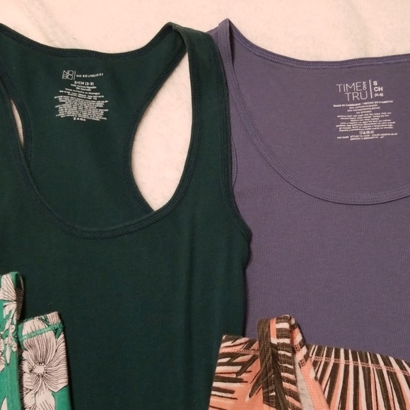 Tank top bundle - Picture 4 of 4
